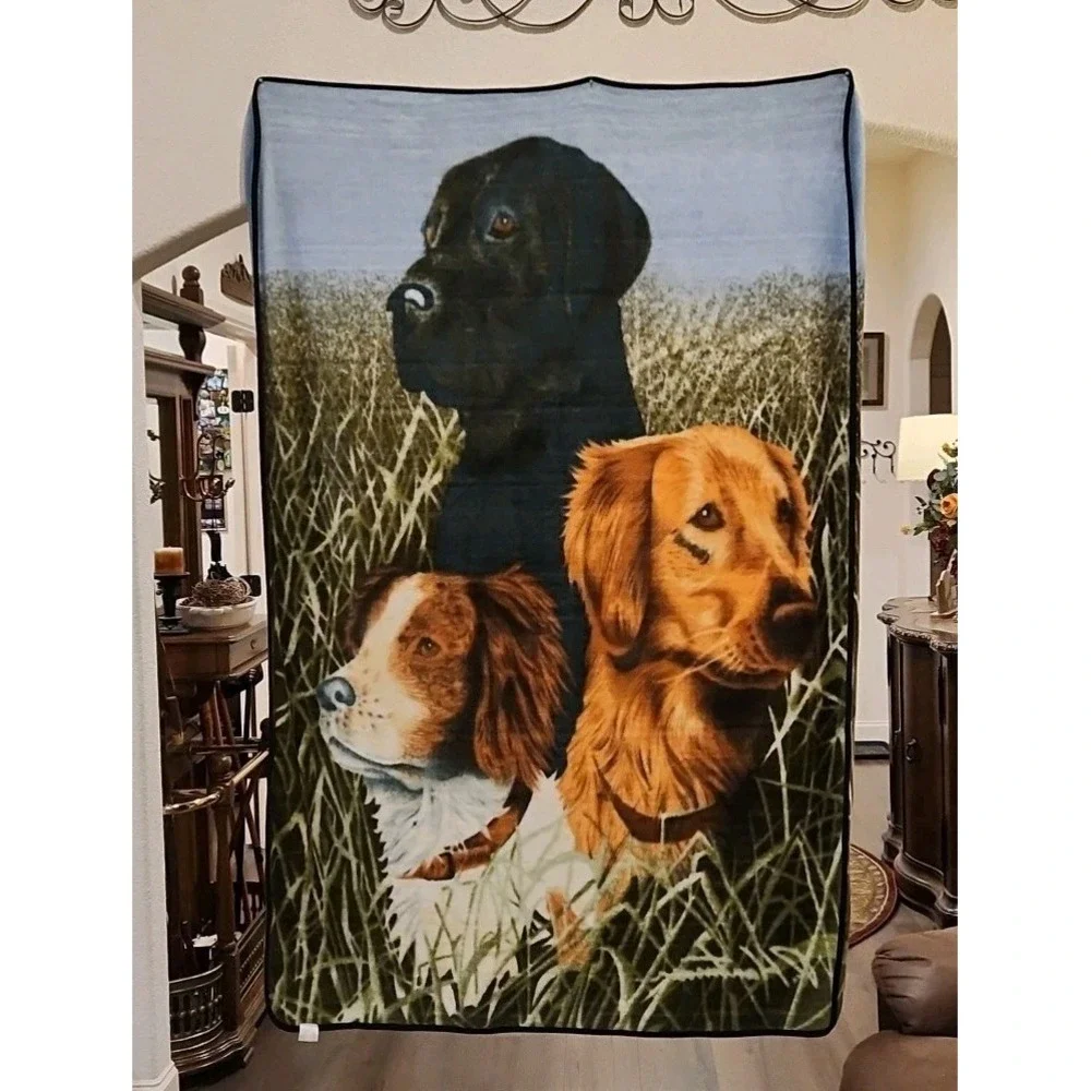 Vintage Throw Blanket 7 Ft X 5 Ft Black & Golden Lab, Springer Spaniel Dbl Sided